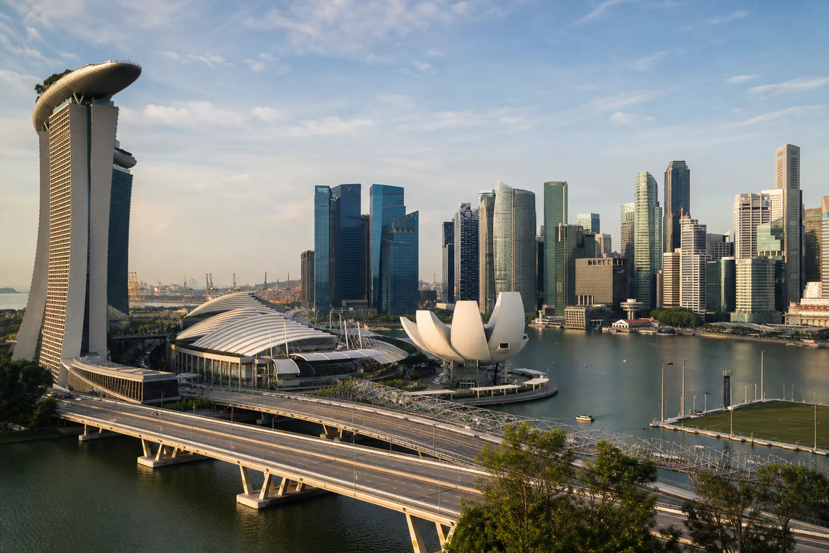 Elevated view of Singapore Marina Bay and the city skyline